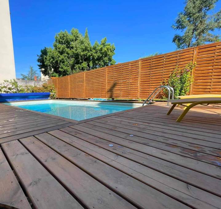 Pourtour de piscine en bois Brive-la-Gaillarde